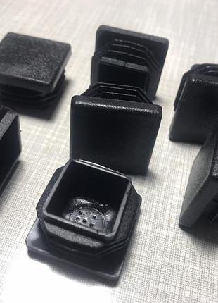 Заглушка для квадратной трубы 30 мм