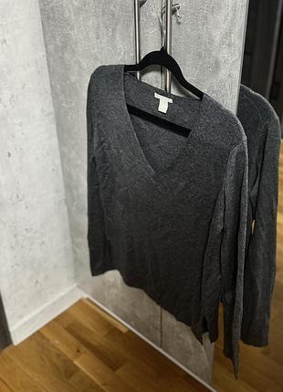 Трикотажний тонкий светр з v-подібним розрізом h&m