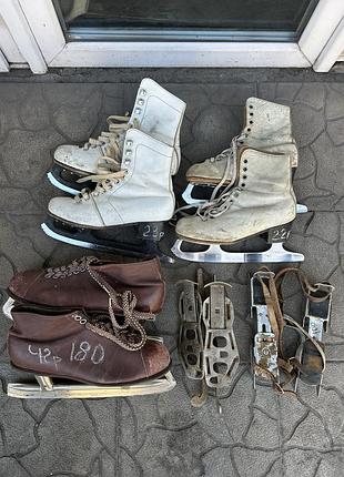 Ковзани фігурні жіночі