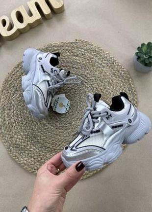 Кросівки том.м срібні