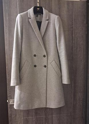 Двубортное пальто zara из коллекции trf outerwear