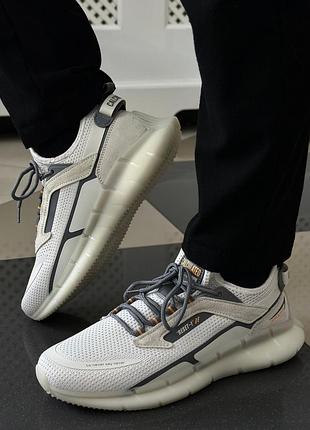 Мужские кроссовки