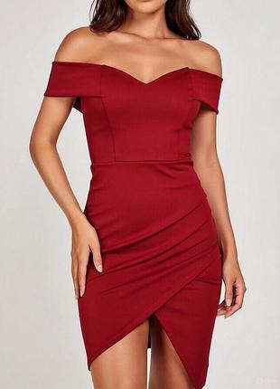 Бордова сукня