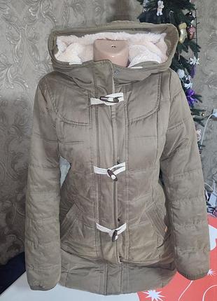 Женская зимняя куртка