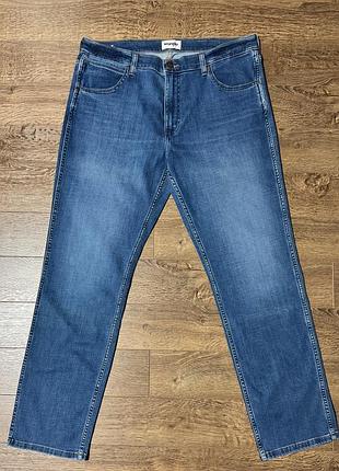 Джинсы wrangler.