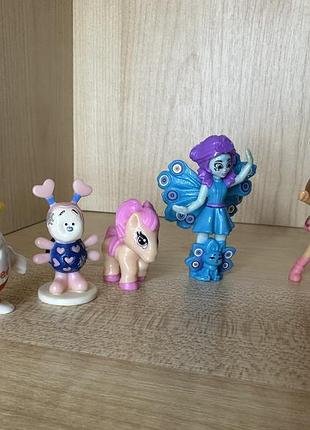 Іграшки з кіндеру