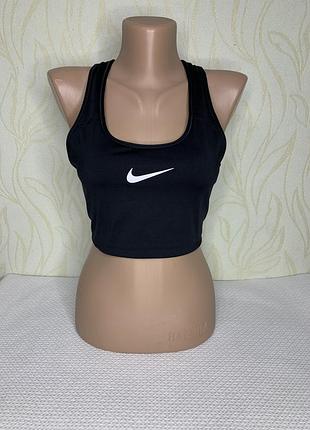 Топ спортивний