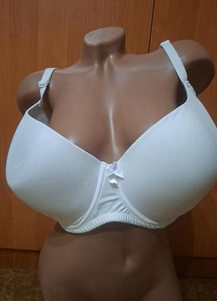 Бюстгальтер великий розмір