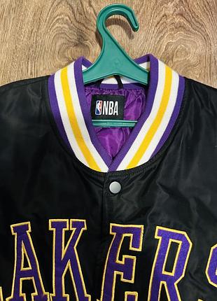 Куртка бомбер