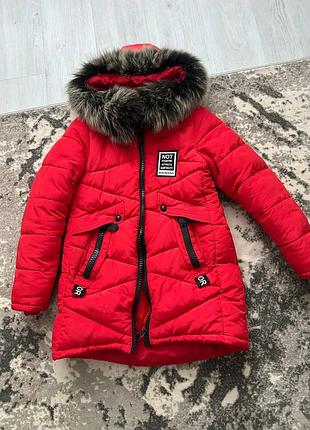 Зимова курточка на дівчинку