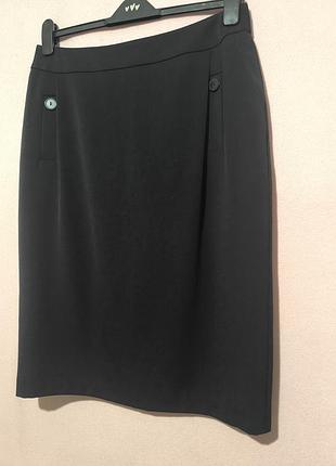 Юбка миди черная с защелками и карманами на подкладке klass