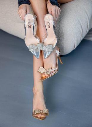 Золоті туфлі на каблуку золотисті туфлі на шпильці блискучі туфлі на підборах базові туфлі силіконові туфлі з камінчиками блискучі туфлі з стразами