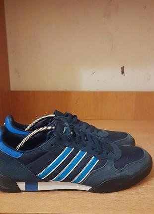 Продам кросівки адідас