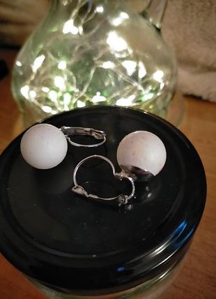 Сережки білі. 2