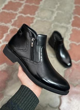 Класичні зимові черевики на натуральному хутрі цегейка від українського виробника