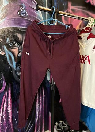 Under armour — бордові спортивні штани / джогери
