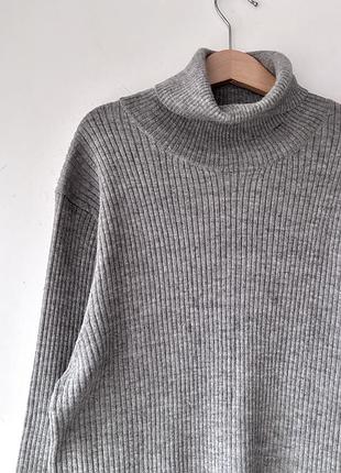 Базовий гольф в рубчик uniqlo, 30 % вовни