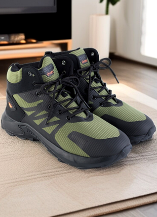 Мужские зимние кроссовки