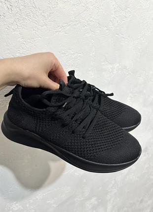 Нові чорні кеди, жіночі кеди 38 розмір