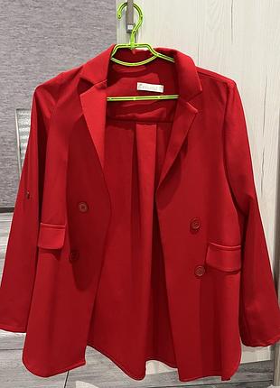 Жіночий піджак