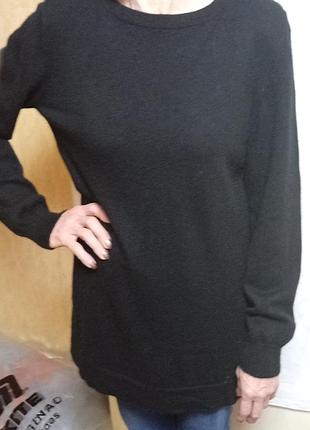 Продам женский свитер-туник от итальянского брендуsportmax code.
