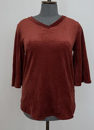 Жіноча бархатна кофточка з вільними рукавами 3/4