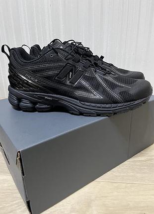 Кросівки new balance 43,44 чорного кольору