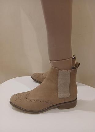 Черевики челсі. 40 розмір