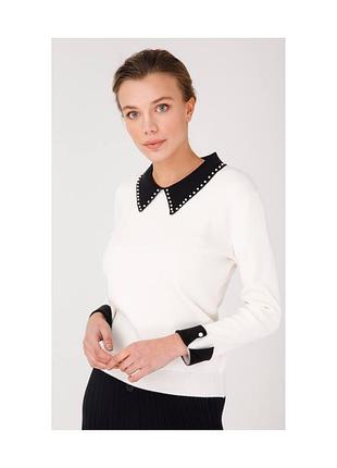 Стильний модний актуальний білий светр кофта з перлинами