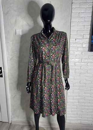 Вінтажна тепла сукня плаття у квітковий принт вінтаж