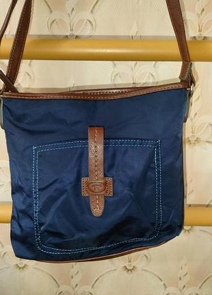 Продам жіночу сумочку через плече