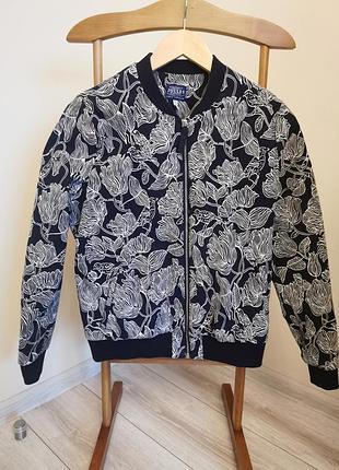 Шикарний бомбер