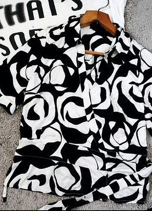 Шовковиста блуза сорочка на захід