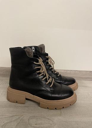 Шкіряні зимові черевики 37 р.