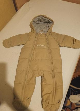 Комбинезон на 6-12 месяцев универсальный