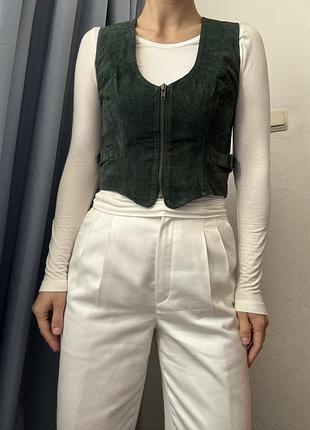 Вінтажний замшевий жилет смарагдовий зелений