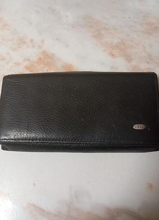 Шкіряний жіночий гаманець.