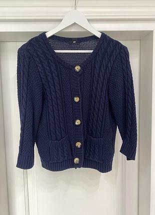 Темно-синій в'язаний светр