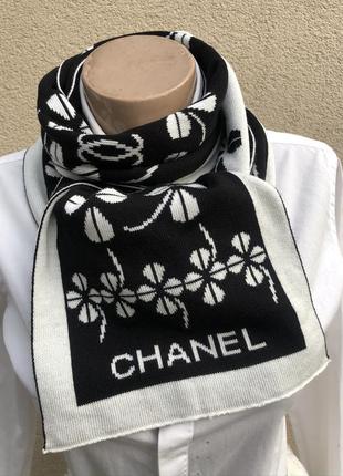 Теплий,двосторонній шарфик в стилі chanel,