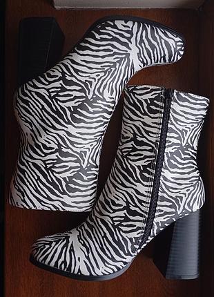 Ботильоны на высоком каблуке even &amp;od оригинал р.37 новые зебра