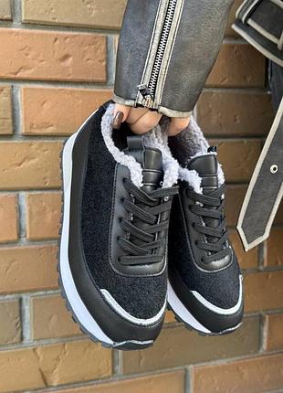 Зимние кроссовки