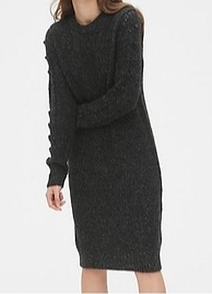 Теплое вязаное платье