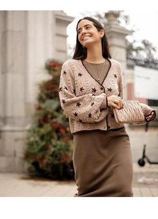 Укороченный кардиган zara с вышивкой и цветочным принтом