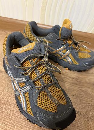 Кросівки asics 37 розмір