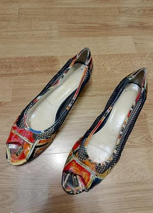 Классные туфли брендовые на танкетке, винтажные