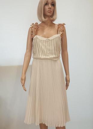 Платье плиссе