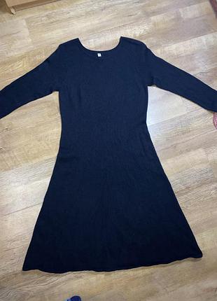 Сукня жіноча а силуету