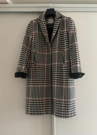 Демісезонне пальто