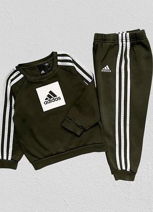 Дитячий спортивний костюм adidas оригінал 3/4 роки