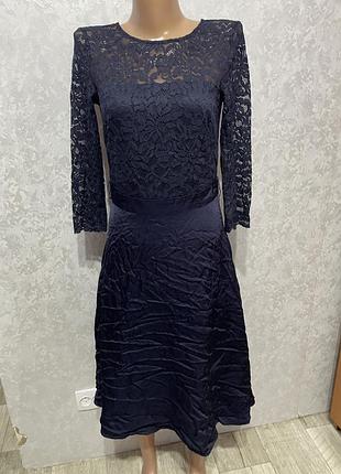 Сукня з мереживом